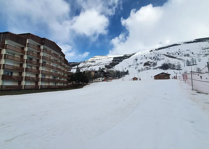 Champame - C2 - Proche Pistes - 4 Pers * Ле дез Альп