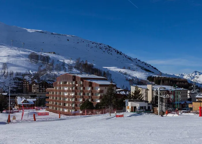 Champame - C2 - Proche Pistes - 4 Pers * Ле дез Альп